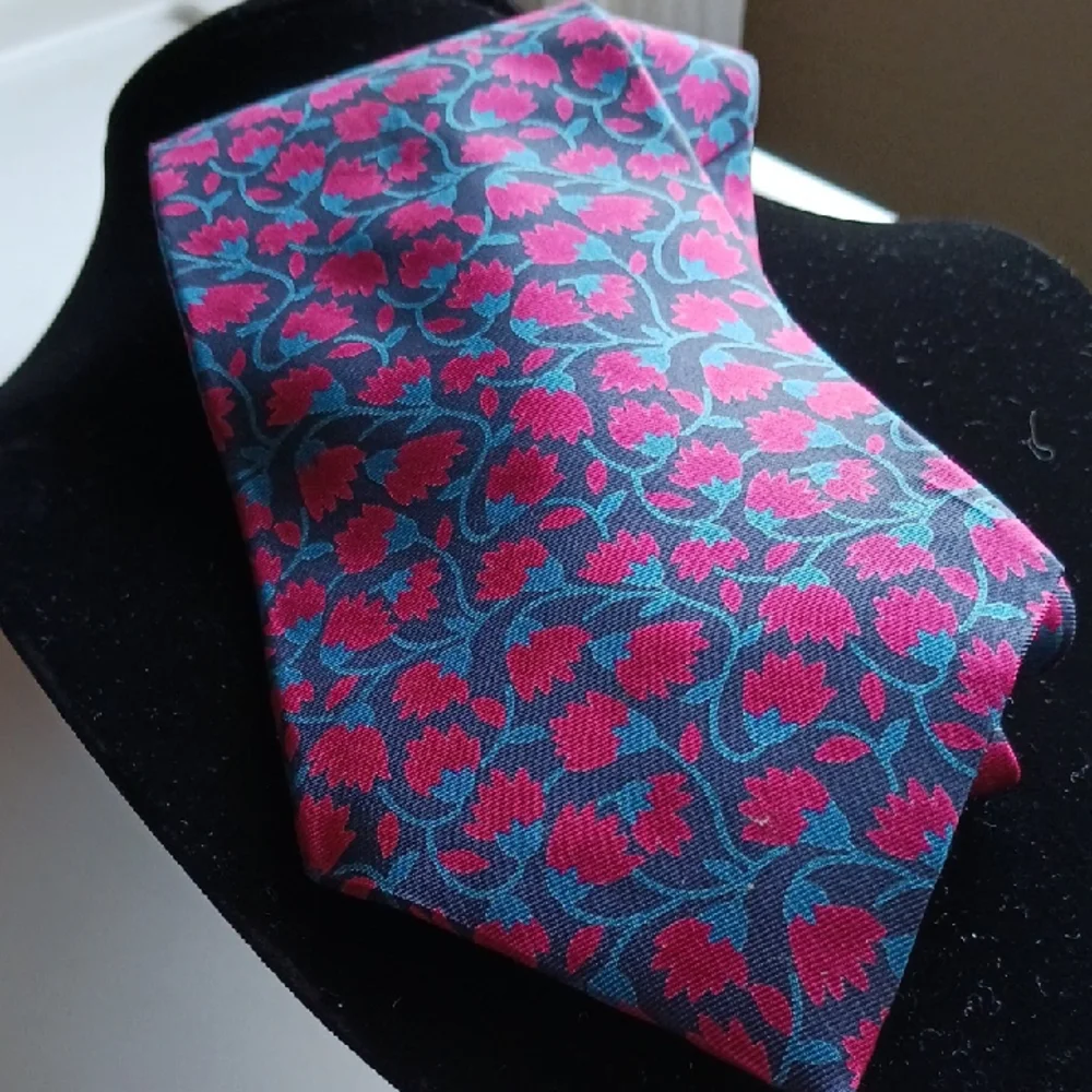 Claybrooke Designer Silk Floral Necktie Men's